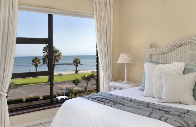 Summer Place 9 - Two Bedroom Apartment, Sleeps 4