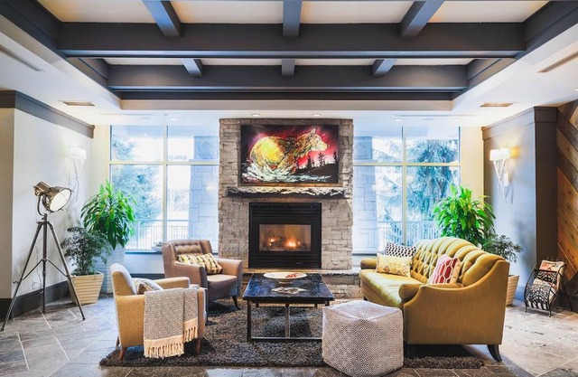 Summit Lodge Boutique Hotel