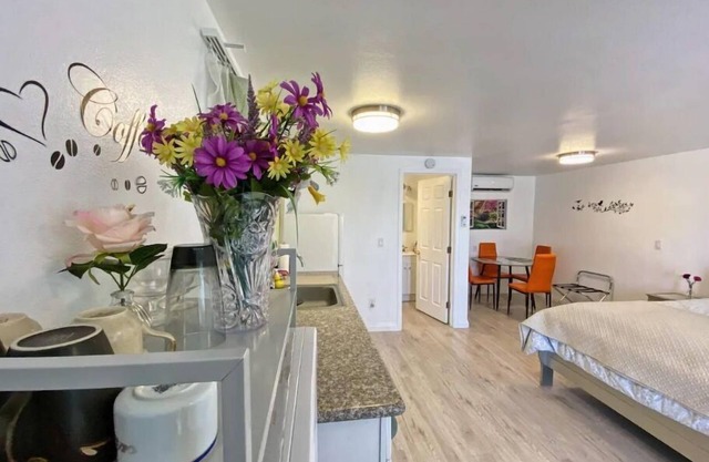 Sun Cabin #2 monthly 40% off