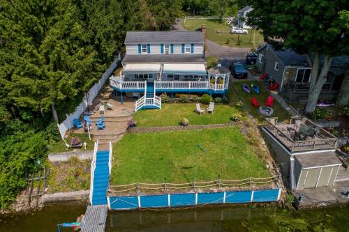 Sun, Fun and Wine-ta