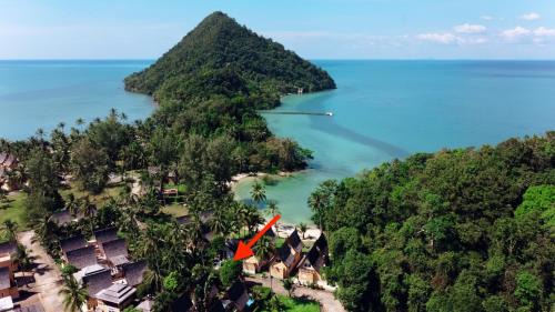 Sunbay Villa by Utalay Koh Chang