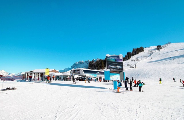 Sundance 9 by Interhome