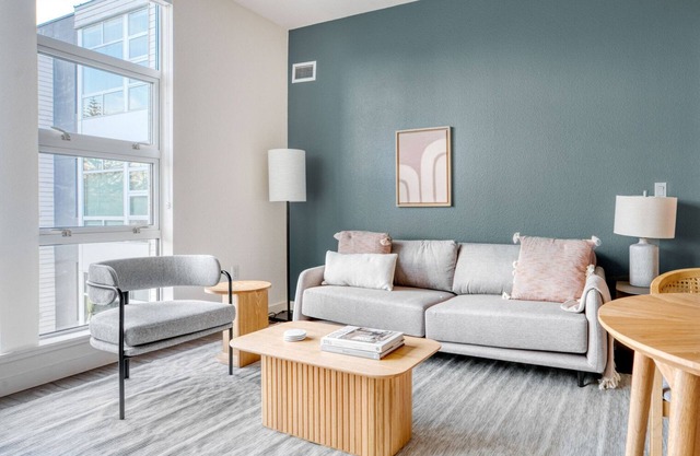 Sunlit Berkeley 1BR w/Gym, Roof & W/D, nr Amtrak, by Blueground