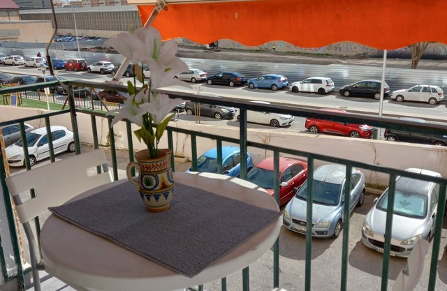 Sunny and central terrace apartment