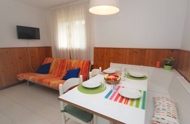 Sunny beachside family villa with private garden close to the beach