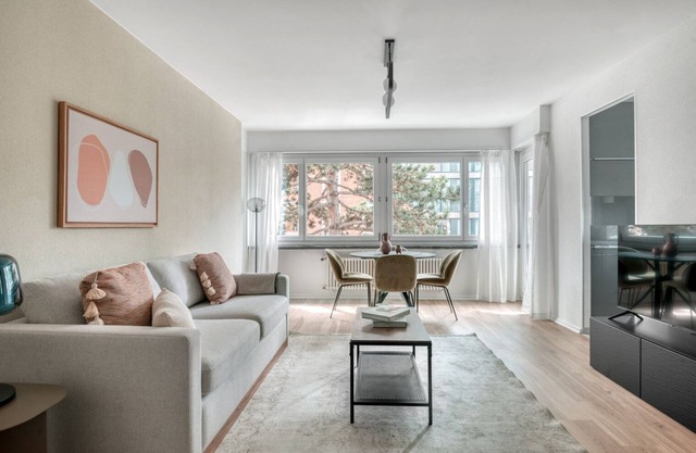 Sunny Iselin 3.5 Room w/Storage, 1min to Local Market