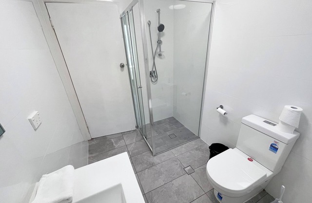 Sunrise Apt 1 · Spacious 2BR ·Ground Floor Retreat