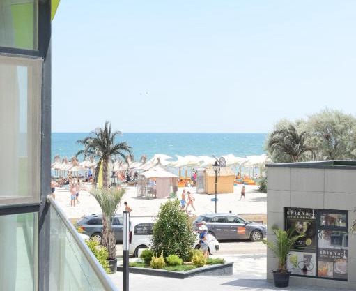 Sunrise by the Sea Mamaia
