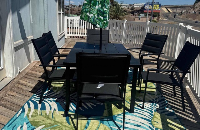 Sunset Chill Summary: