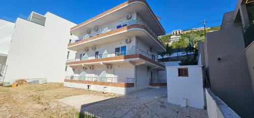 Sunset Hotel Roza