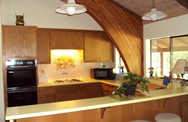 Sunset House in Santa Rosa: Views, Architecture, Art and Antiques