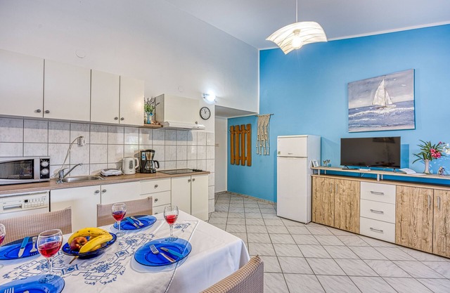 Sunset Sea View Blue Apartment, Jasenice, Croatia