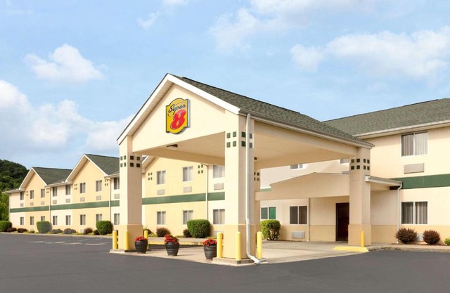 Super 8 by Wyndham Athens