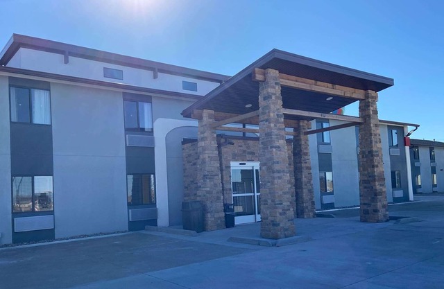 Super 8 by Wyndham York NE