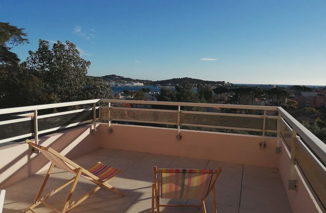 Super quiet apartment in La Seyne sur Mer 10 minutes walk from the beach