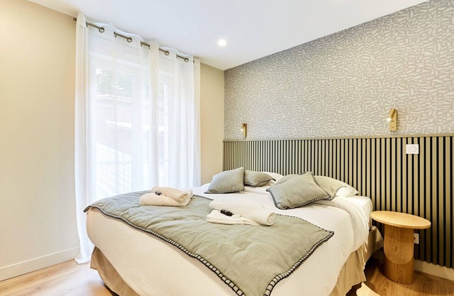 Superb Apartment Center of Paris