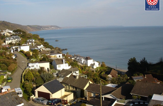 superb sea view 1 bedroom luxury apartment sleeps 2