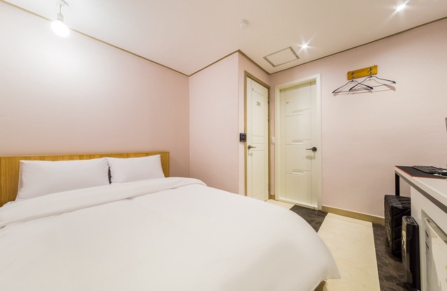 Suyu Hotel 365