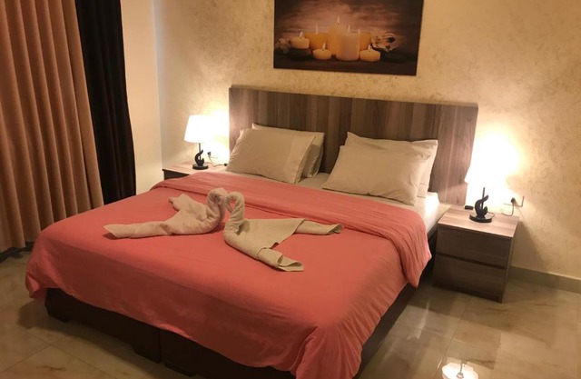 Suzan Hotel Apartments