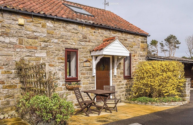 Swallow's Folly-UK38278