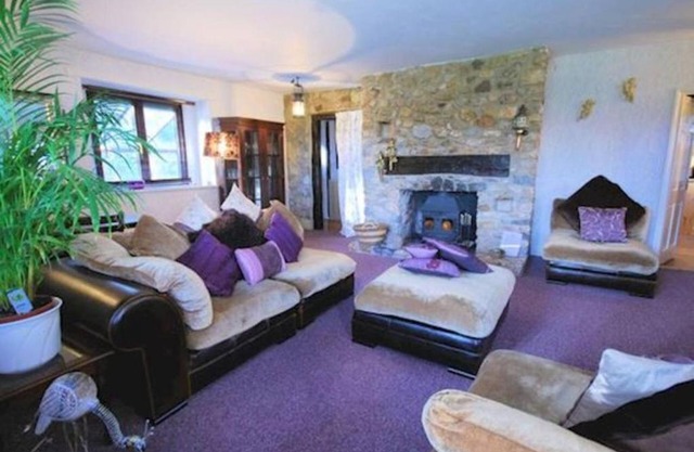 Swallows Nest @ Magnolia Lake