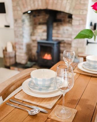 Sweetheart Cottage - Cosy 2 Bed in The Cotswolds!