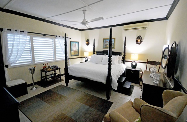 Sweetwood 3 Bedroom country side villa in Discovery Bay