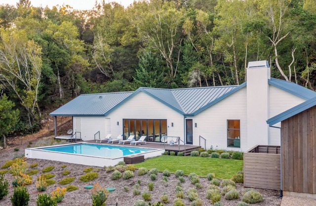 Syrah by AvantStay | Hilltop Haven in Sonoma | Private Pool + Patio