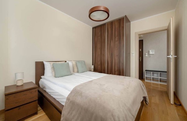 Tęczowa 91 Wrocław | Spacious Apartment | Parking