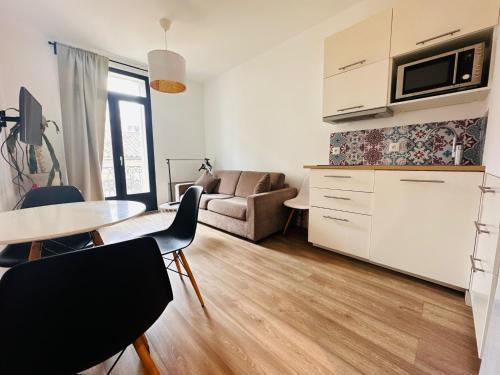 T2 Cosy Centre-ville avec cour