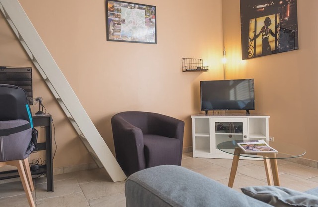 T2 of 38 m² near the ramparts