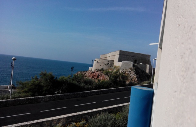 T2 superb sea view, swimming pool, near downtown, port and Balaruc cures