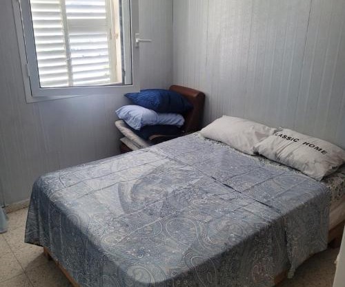 T3 A 2 PAS DE LA MER ,we accept 7 days reservation only and more