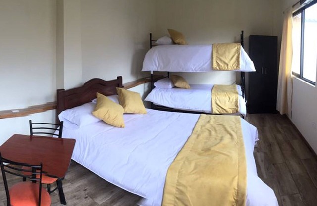 Tababela Airport B&B