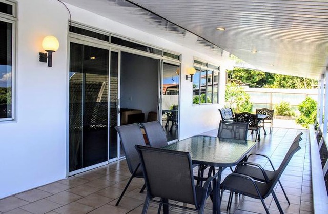 TAHITI - Fare Temahana