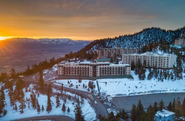 Tahoe Ridge 1BDR - Fantastic and beautiful views!n