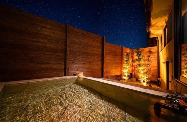 Taketori Roten -House with open-air bath