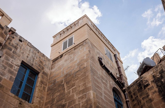 Talbot House by Talbot & Bons