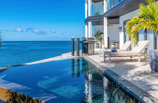 Tamarind Hills Resort - Ocean Azul