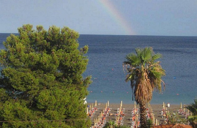 TAORMINA BEACH ROOMS