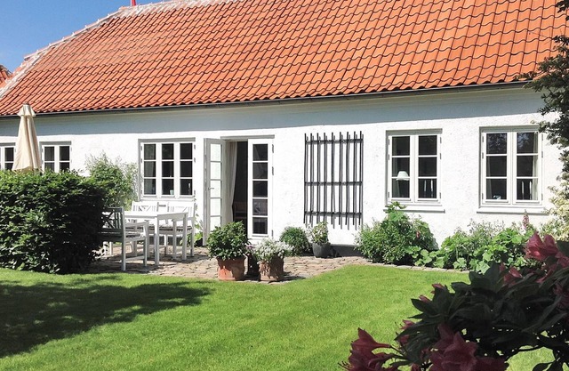 "Tede" - 300m from the sea by Interhome