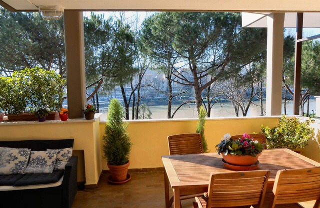 Terrace on the River 3Br 3Ba Garage