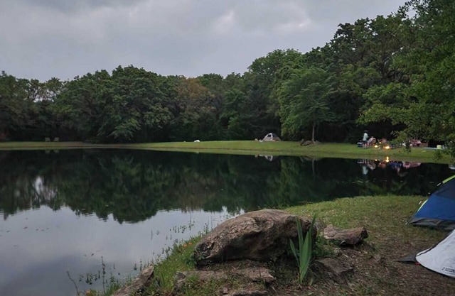 Texas Safari Camp-Tent & Tree House Retreat