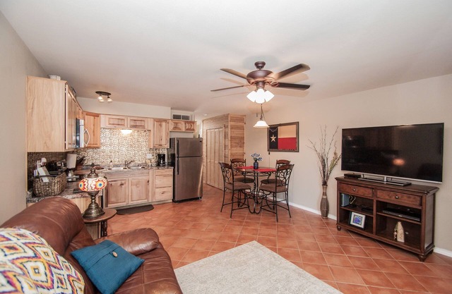 Texas Star Condo, Hill Country/Canyon Lake Retreat