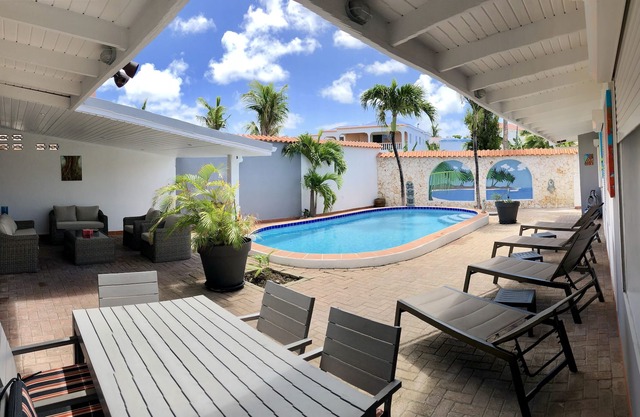 The Art House Villa Beacon Hill (Simpson Bay)