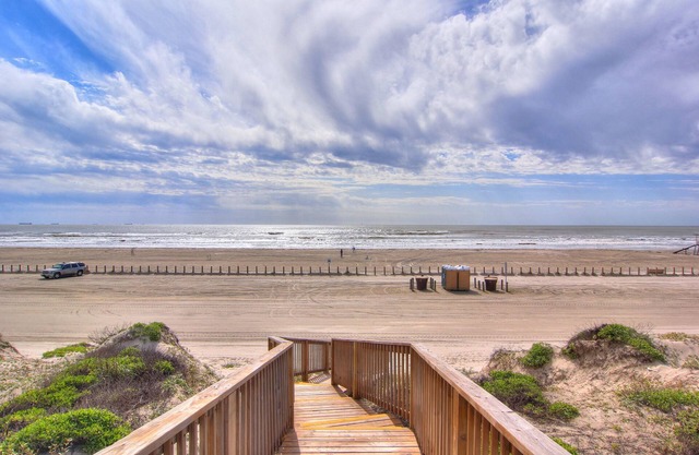 The Beachside - Banyan Beach, Ocean View & Short walk to Beach