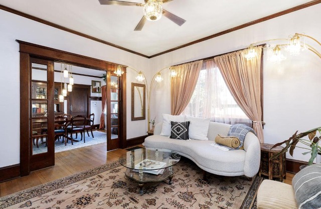 The Betty - A 1920s Vintage Bungalow