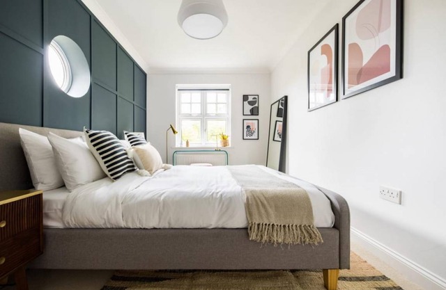 The Brockwell Park Escape - Bright 2BDR Flat with Parking