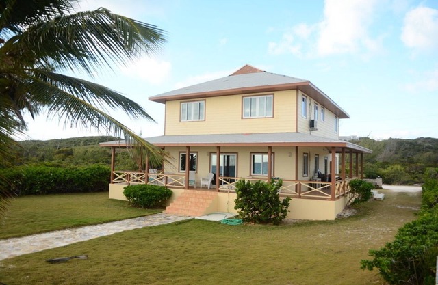 The Cedar Beach House – Exuma Escape w/Private Beach & Tour Options