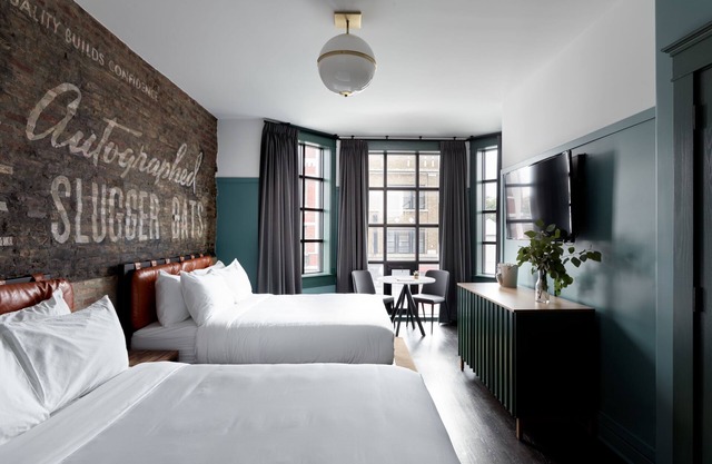 The Chicago Hotel Collection - Wrigleyville